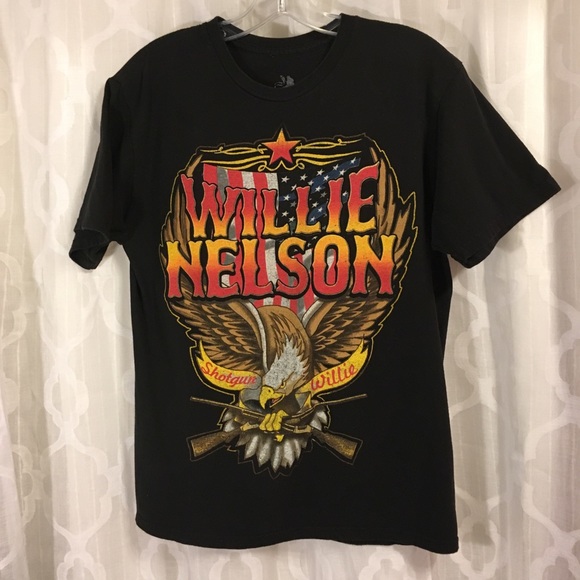 Zion Rootswear Other - 🛍2/$14 Willie Nelson T-shirt Shotgun Willie SS